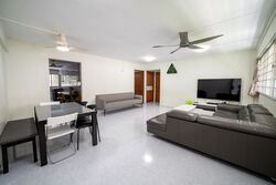 Blk 422 SUN PLAZA GARDENS (Tampines), HDB 4 Rooms #567533441